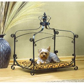 Details On Canopy Bed - see below